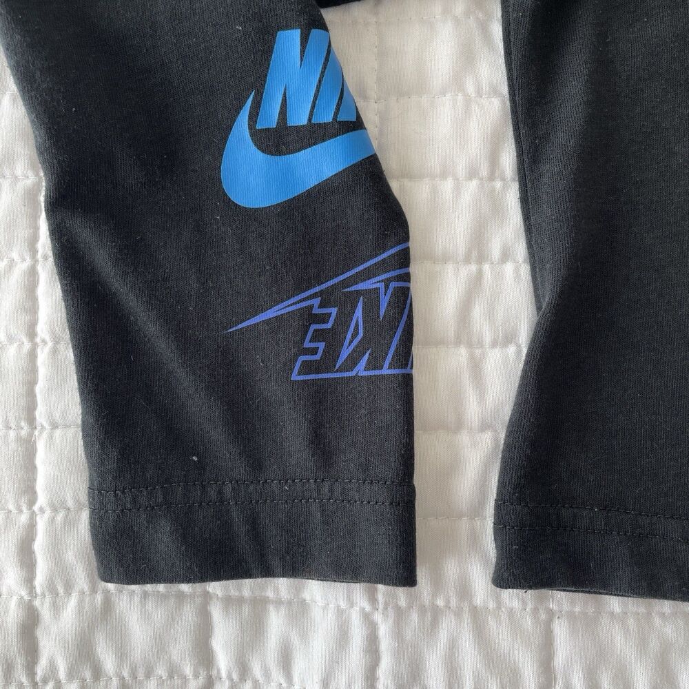 RARE Nike Womens Cropped Tee Long Sleeve Rainbow Logo Black Womens Size Medium M - Picture 3 of 8